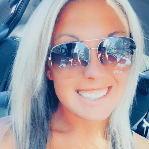 Meet your Posher, Casey - Picture 11 of 13